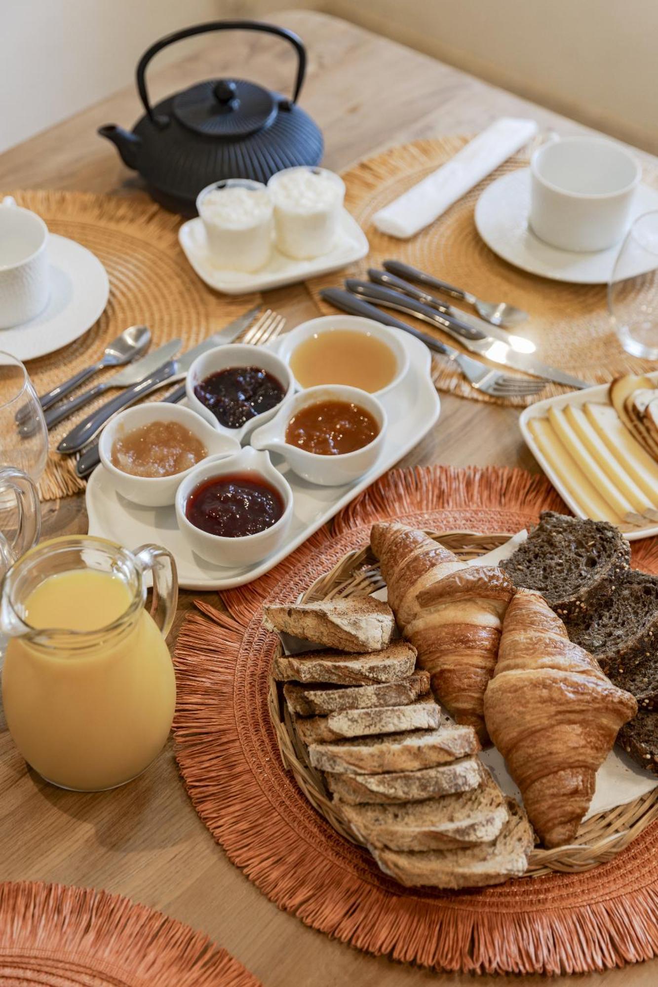 Couette-café D Hotes Ysalice *